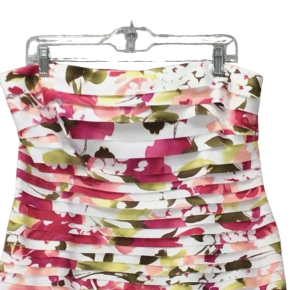 Size 16 Dressbarn Summer Floral Red Spaghetti Strap Multi Tiered Ruffled Dress - Picture 8 of 13